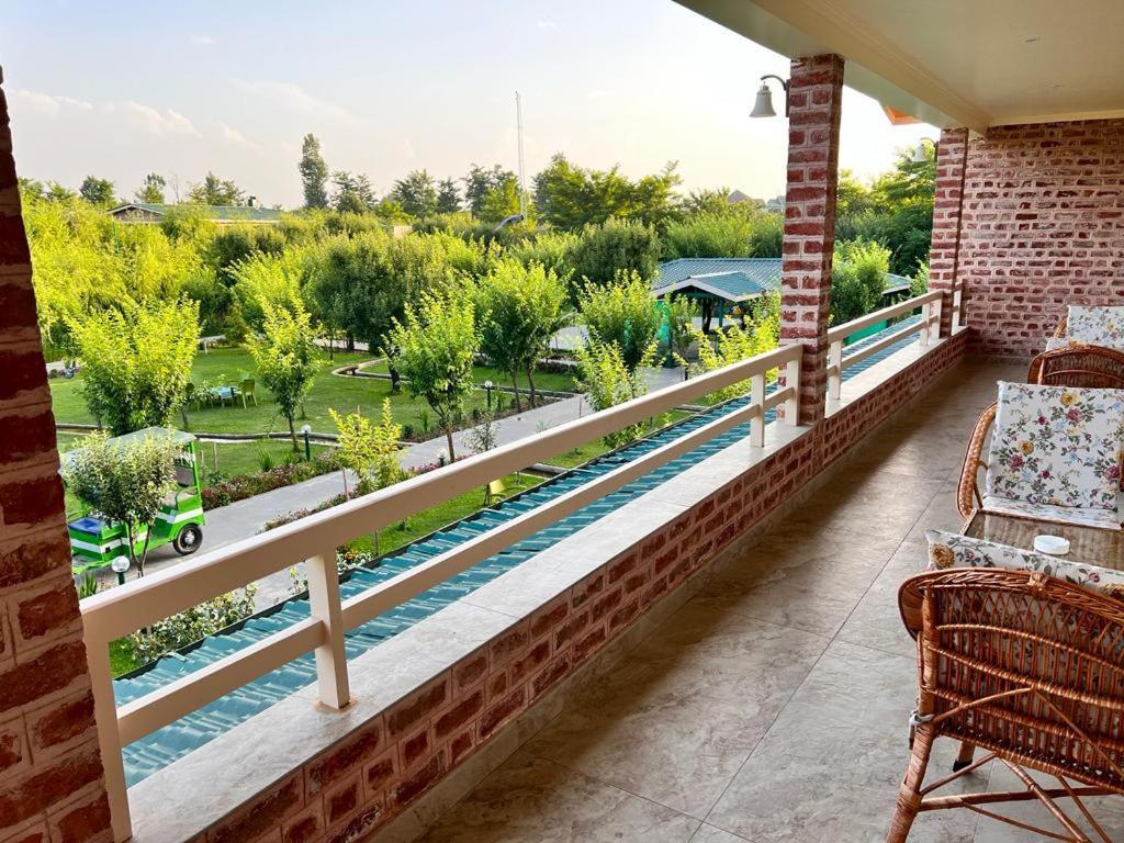 Hotel The Orchard Retreat & Spa Srīnagar Exterior foto